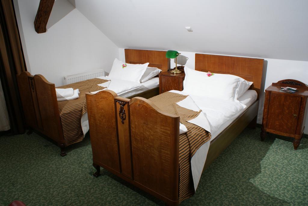 Hotel Park プトゥイ エクステリア 写真