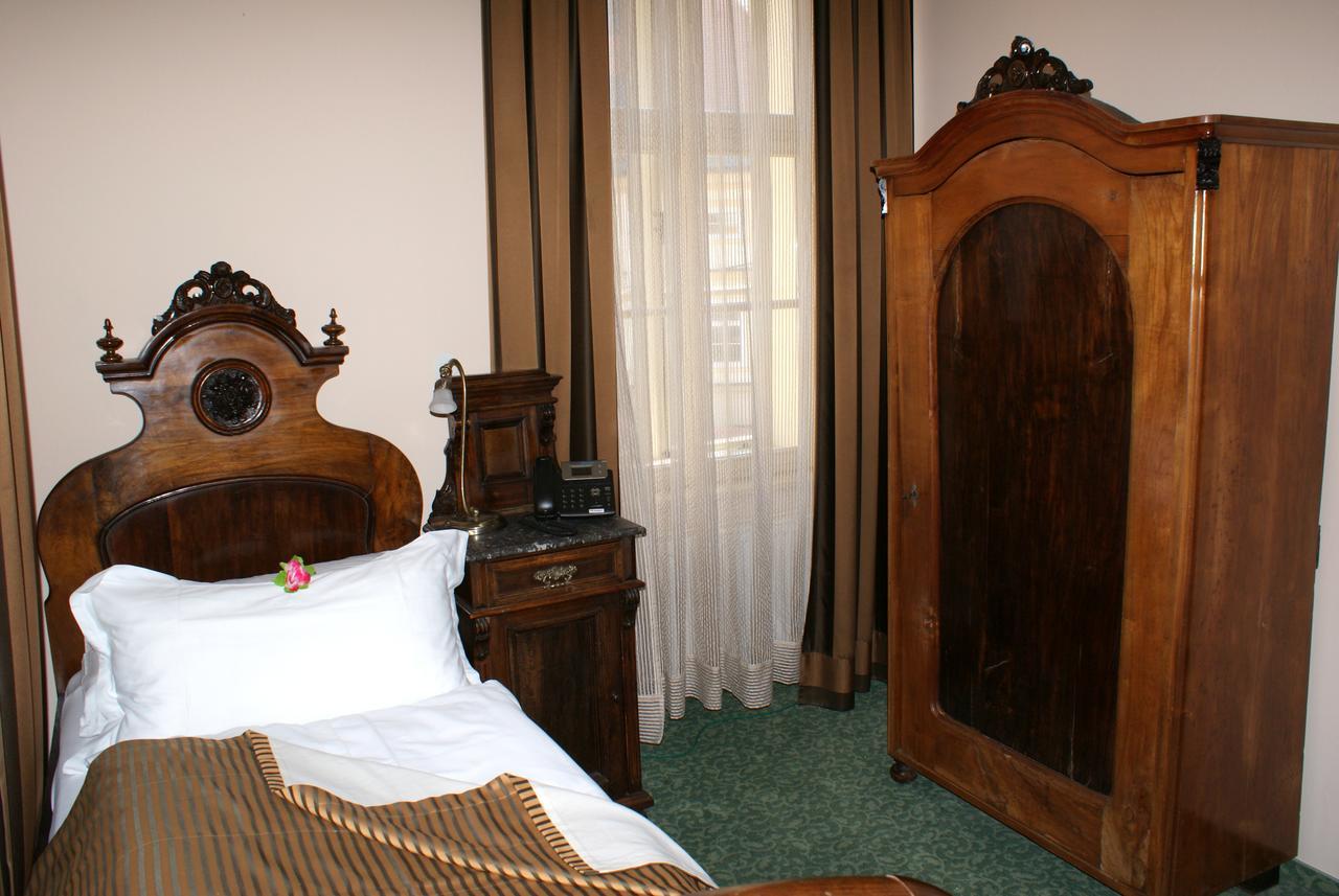 Hotel Park プトゥイ エクステリア 写真